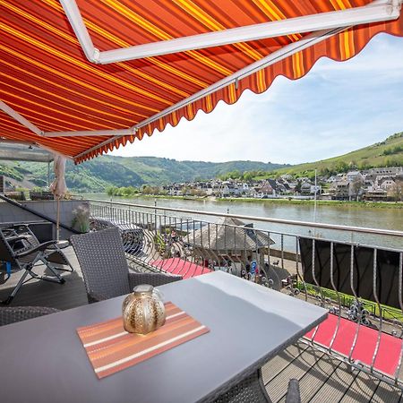 Haus Moselwelt - Tilda Apartment Zell an der Mosel Luaran gambar