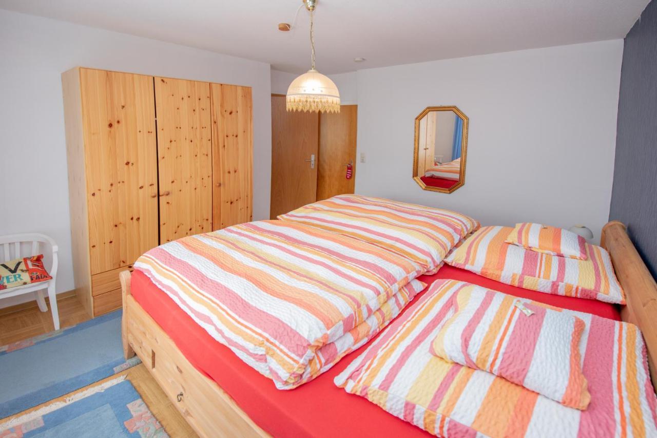 Haus Moselwelt - Tilda Apartment Zell an der Mosel Luaran gambar