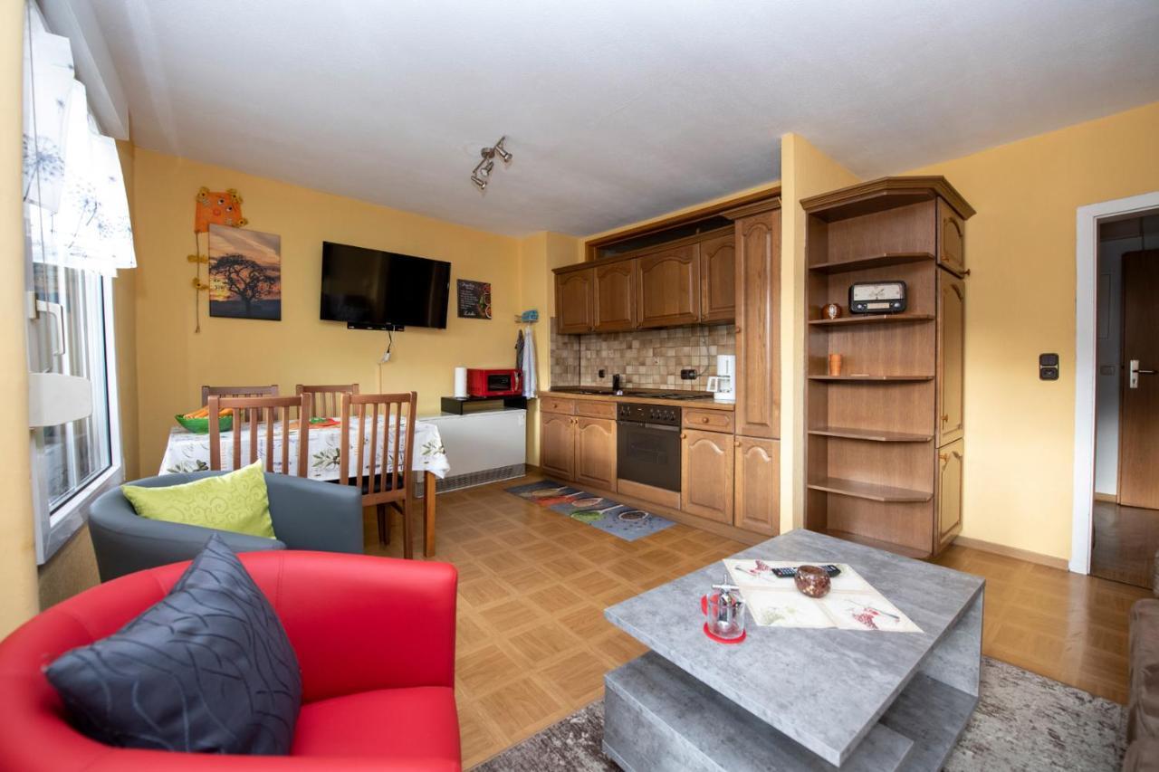Haus Moselwelt - Tilda Apartment Zell an der Mosel Luaran gambar